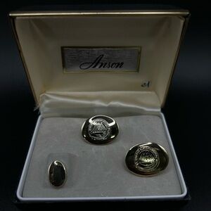 Vintage 1960s Anson Gold-Tone Men’s Cufflinks & Tie Tack Set – New in Box
